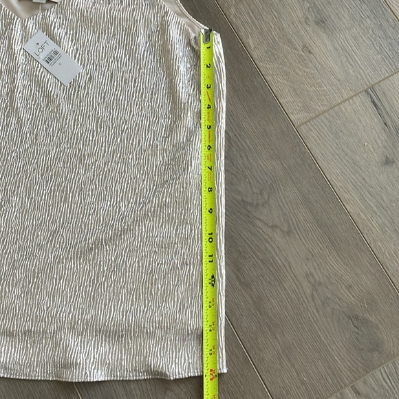 ANN TAYLOR LOFT Metallic Shine Womens tank top SIZE XS - NWT Pink Buff Color - Picture 10 of 14